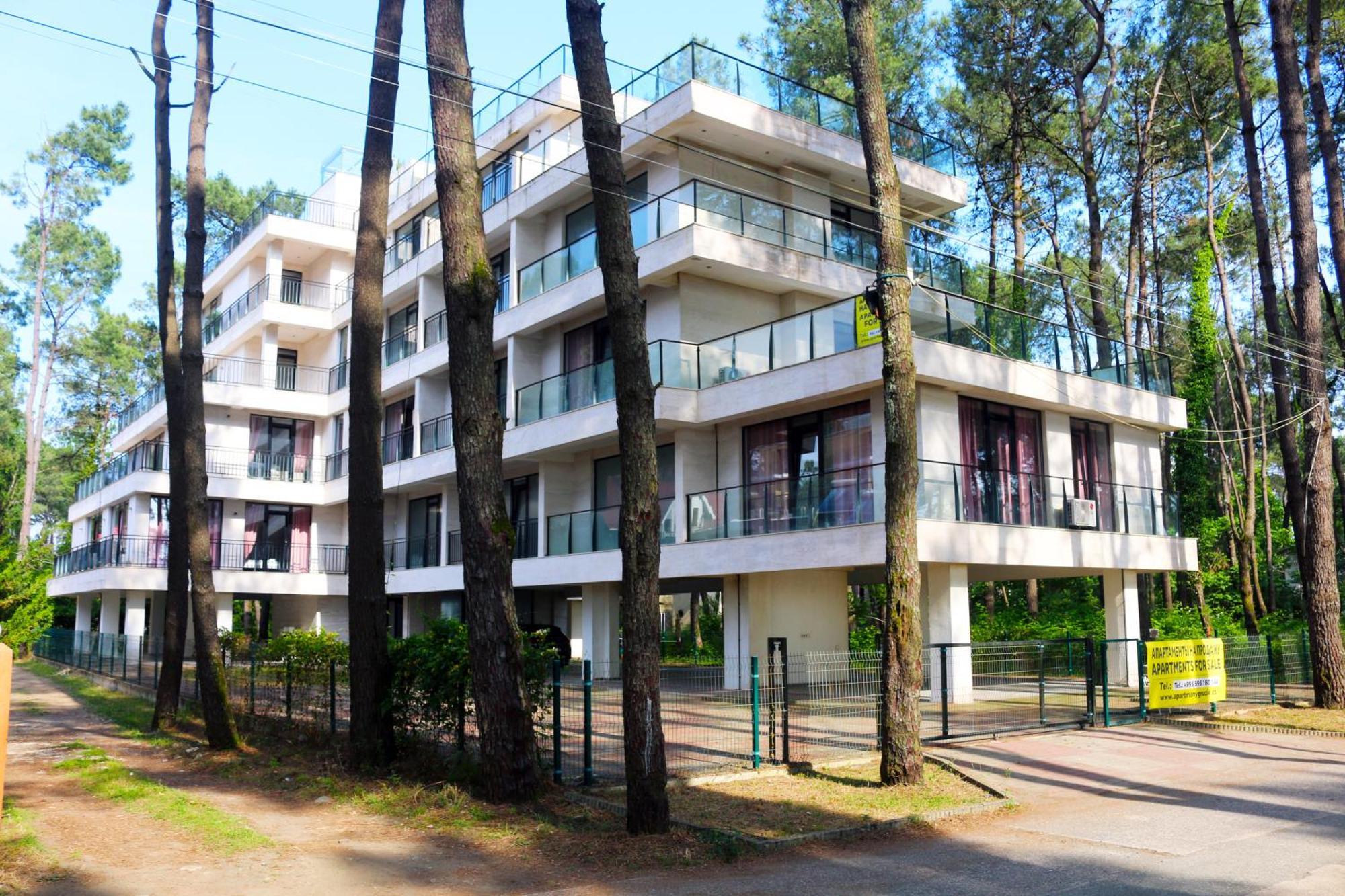 Paradiso Apartment
